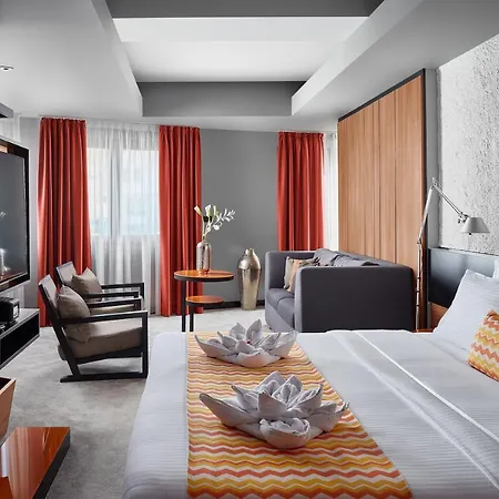 Panoramika Design ホテル 4*