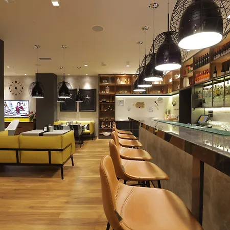 Hotel Panoramika Design 4*